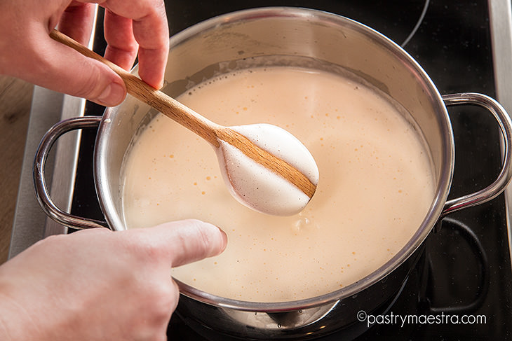 Creme anglaise coating the spoon, Pastry Maestra