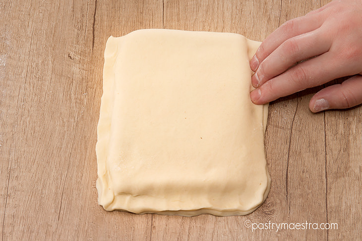 Laminated dough, sealing the sides, Pastry Maestra
