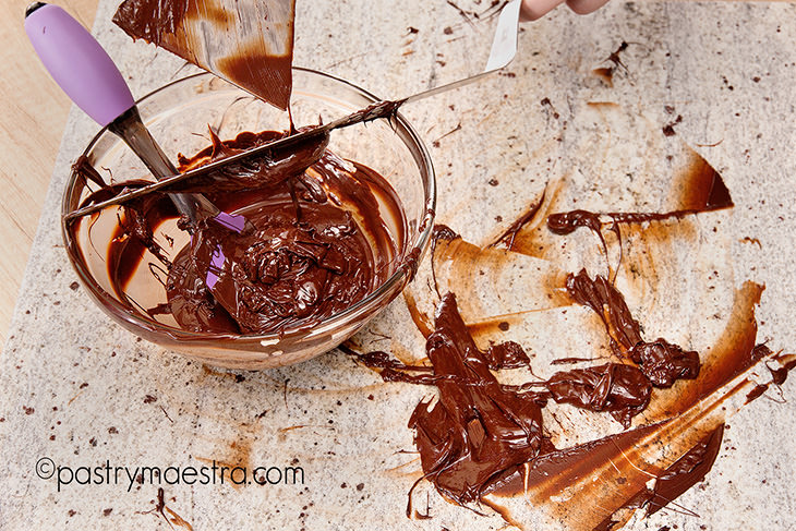 How to Temper Chocolate-Tabling, Pastry Maestra
